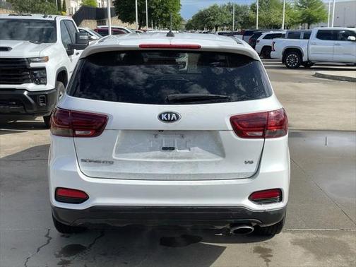 2020 Kia Sorento LX