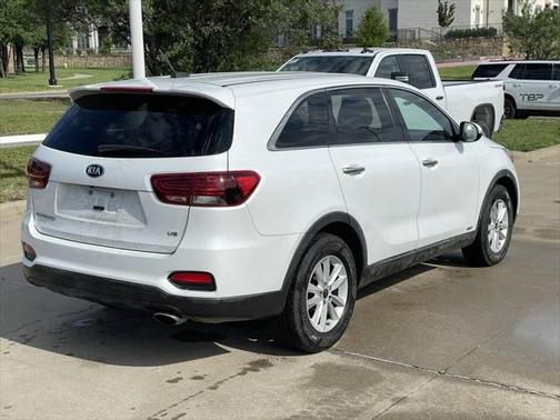 2020 Kia Sorento LX