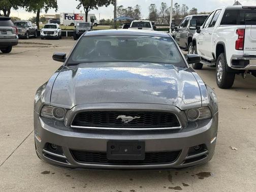 2014 Ford Mustang V6