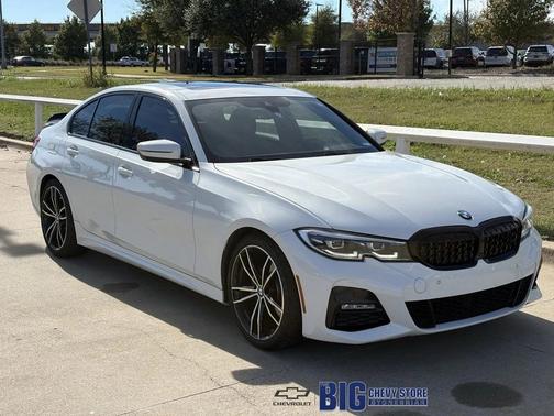 2019 BMW 330 i