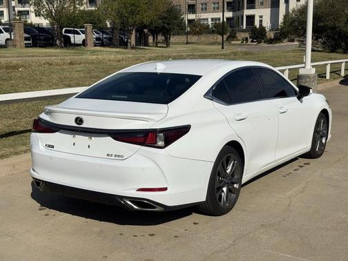 2019 Lexus ES 350 Base