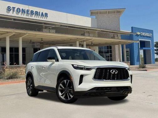 Majestic White 2023 INFINITI QX60 Luxe