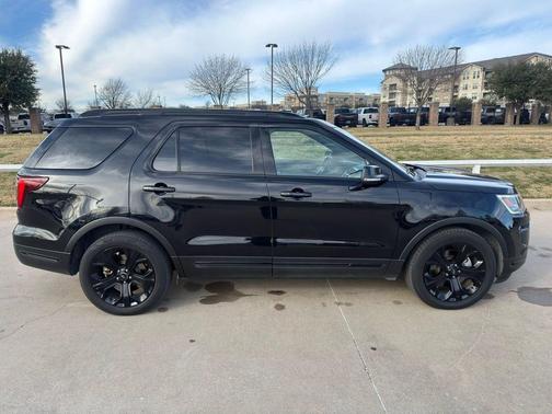 2019 Ford Explorer Sport