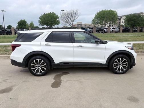 Star White Metallic Tri-Coat 2020 Ford Explorer ST