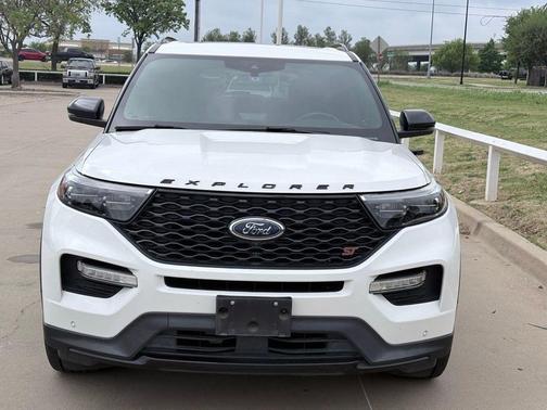 Star White Metallic Tri-Coat 2020 Ford Explorer ST