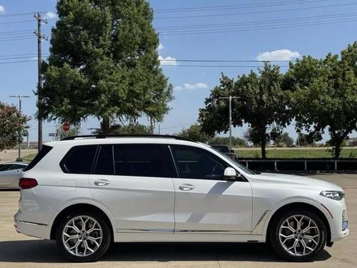 2022 BMW X7 xDrive40i