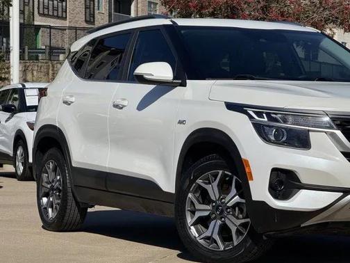 2021 Kia Seltos EX