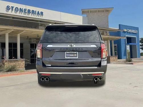 2022 Chevrolet Suburban 4WD High Country