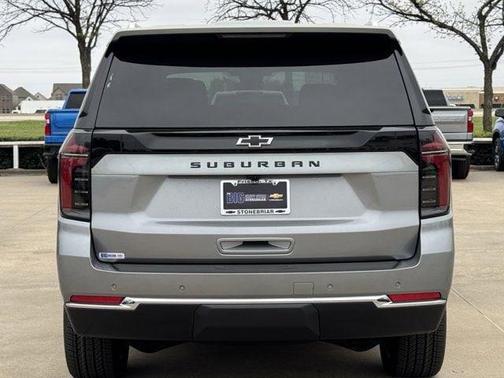 2026 Chevrolet Suburban LS