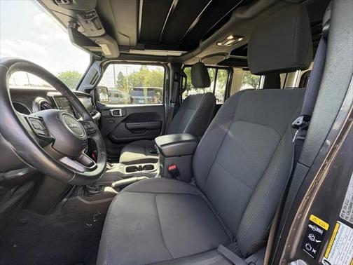 2022 Jeep Wrangler Unlimited Sport