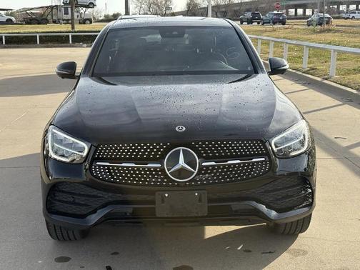 2022 Mercedes-Benz GLC 300 4MATIC Coupe