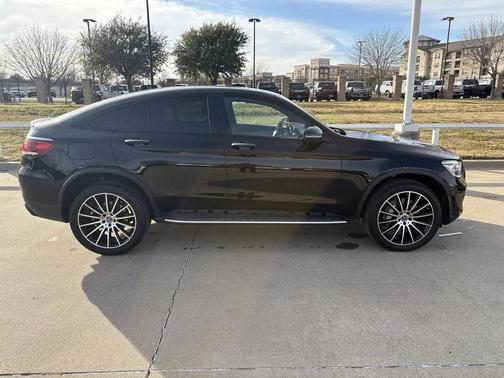 2022 Mercedes-Benz GLC 300 4MATIC Coupe