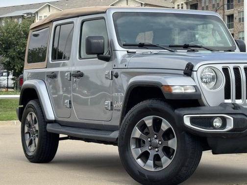 Billet Silver Metallic Clearcoat 2018 Jeep Wrangler Unlimited Sahara