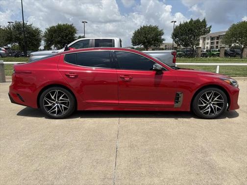 2023 Kia Stinger GT-Line