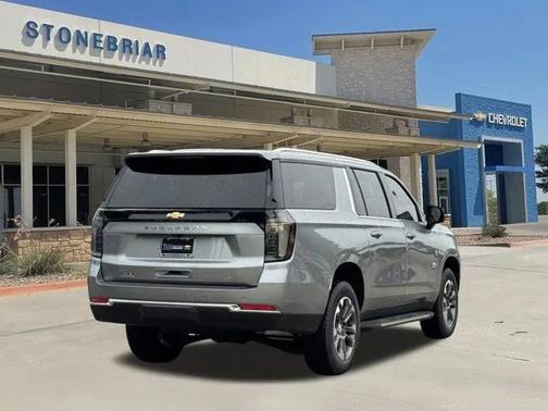 2025 Chevrolet Suburban LT