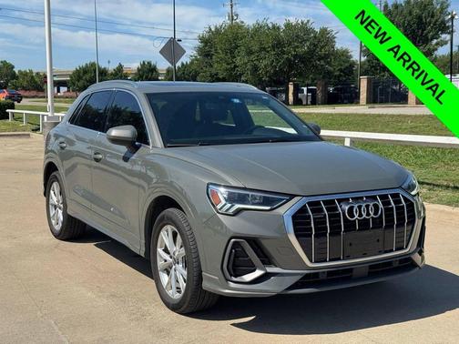Chronos Gray Metallic 2024 Audi Q3 Premium 45 TFSI S line quattro Tiptronic