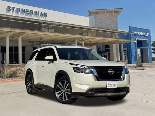 2024 Nissan Pathfinder Platinum FWD