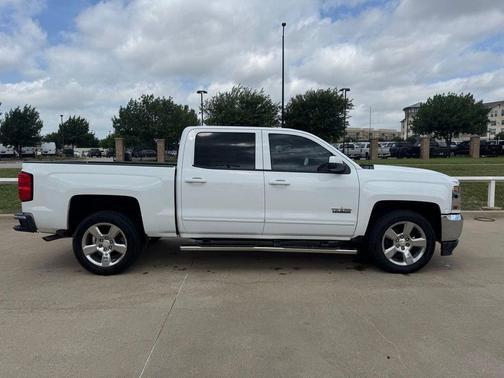 Summit White 2018 Chevrolet Silverado 1500 1LT