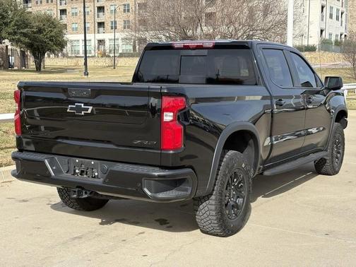 2025 Chevrolet Silverado 1500 ZR2