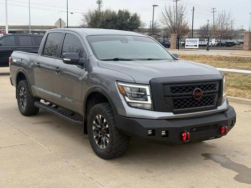 2023 Nissan Titan PRO-4X