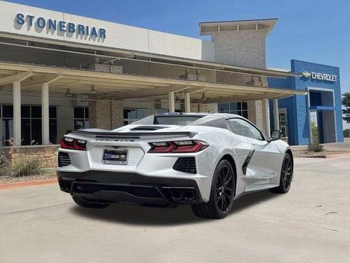 2026 Chevrolet Corvette Stingray w/2LT