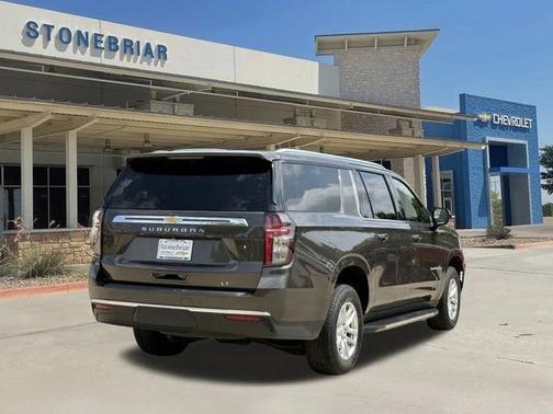 2021 Chevrolet Suburban LT