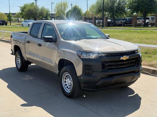 2024 Chevrolet Colorado WT