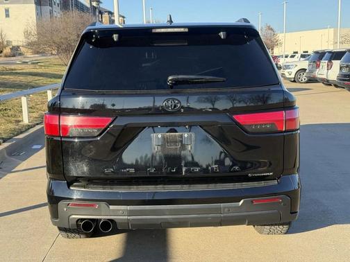 2025 Toyota Sequoia SR5