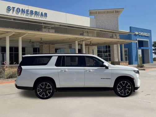 2021 Chevrolet Suburban RST