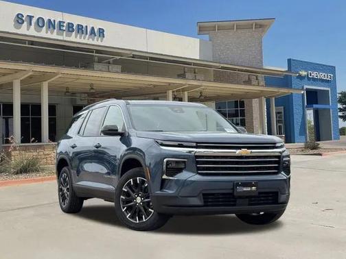 2025 Chevrolet Traverse LT