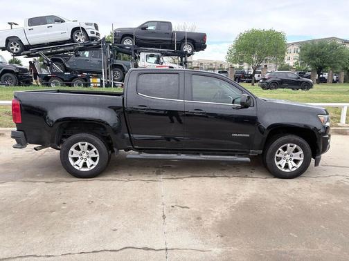 Black 2020 Chevrolet Colorado LT
