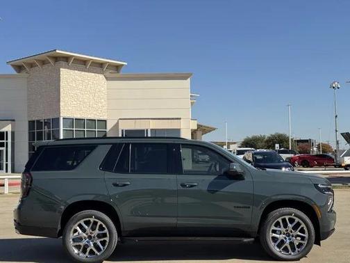 2026 Chevrolet Tahoe 4WD RST