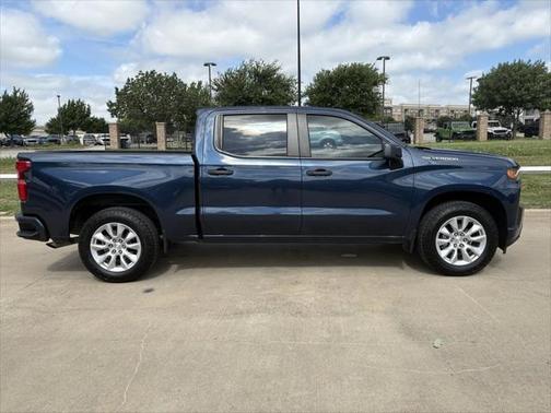 2022 Chevrolet Silverado 1500 Custom
