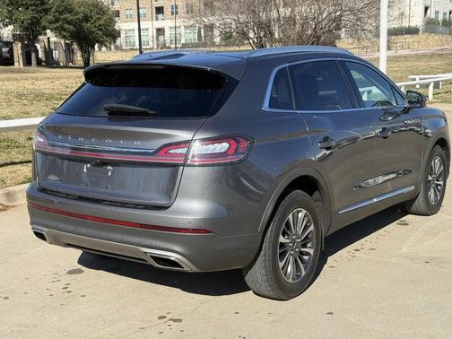 2021 Lincoln Nautilus Reserve