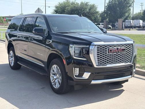 Onyx Black 2024 GMC Yukon XL Denali