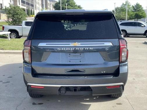 2021 Chevrolet Suburban LT