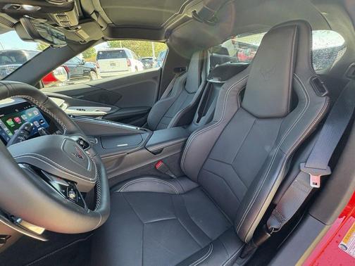 2025 Chevrolet Corvette Stingray w/1LT
