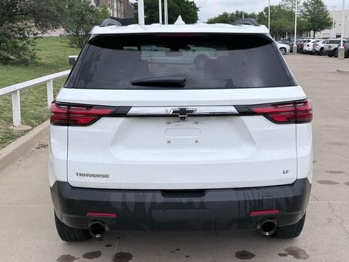 Summit White 2023 Chevrolet Traverse LT Cloth