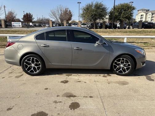 2017 Buick Regal Turbo Sport Touring
