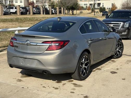 2017 Buick Regal Turbo Sport Touring