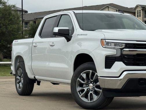 Summit White 2026 Chevrolet Silverado 1500 LT