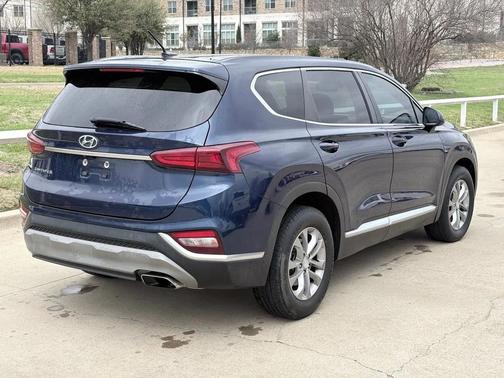 2019 Hyundai SANTA FE SE 2.4