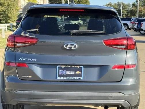2021 Hyundai TUCSON SE