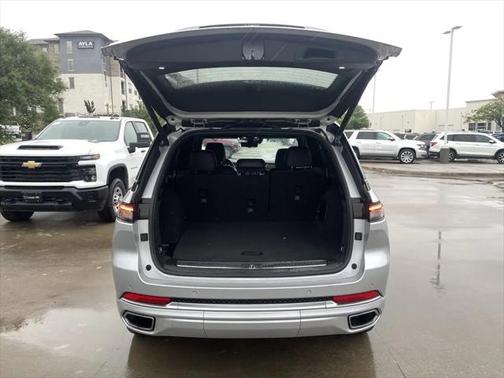 2022 Jeep Grand Cherokee Summit