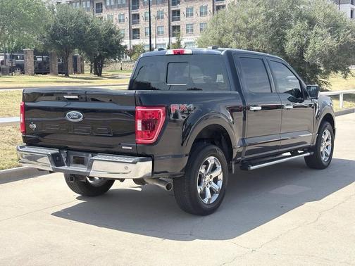 Antimatter Blue Metallic 2022 Ford F-150 XLT