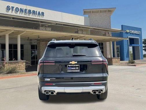 Mosaic Black Metallic 2026 Chevrolet Traverse LT