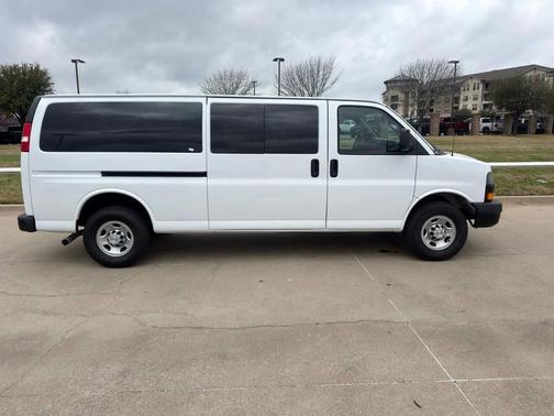 2023 Chevrolet Express 3500 RWD 3500 Extended Wheelbase LS