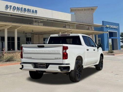 Summit White 2022 Chevrolet Silverado 1500 Custom
