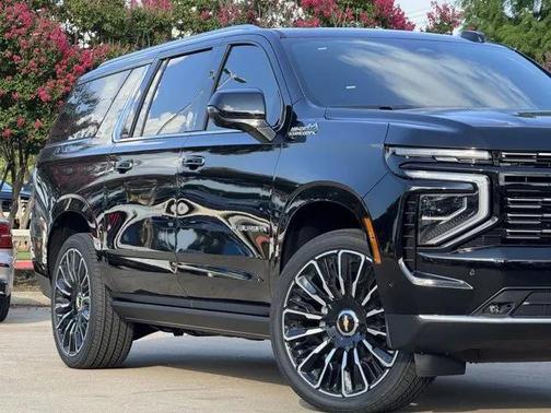 2025 Chevrolet Suburban 4WD High Country