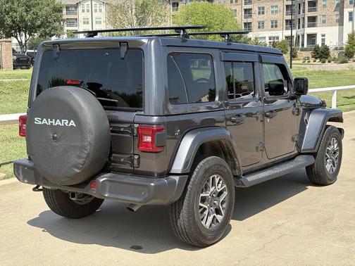 2025 Jeep Wrangler 4-Door Sahara 4x4